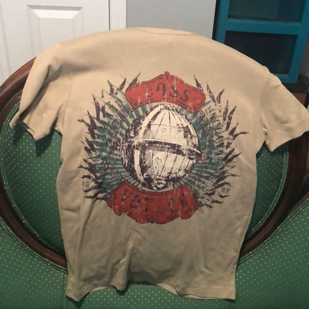 BOSS men’s t shirt